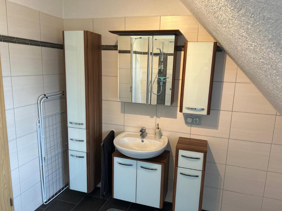 Ferienwohnung Schoener Wohnen In Bünde Exterior foto